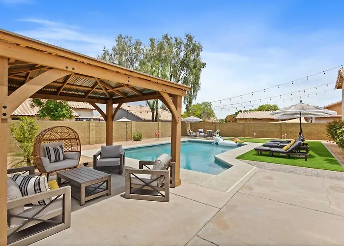 Holiday home Putting Green! Desert Group Getaway In *